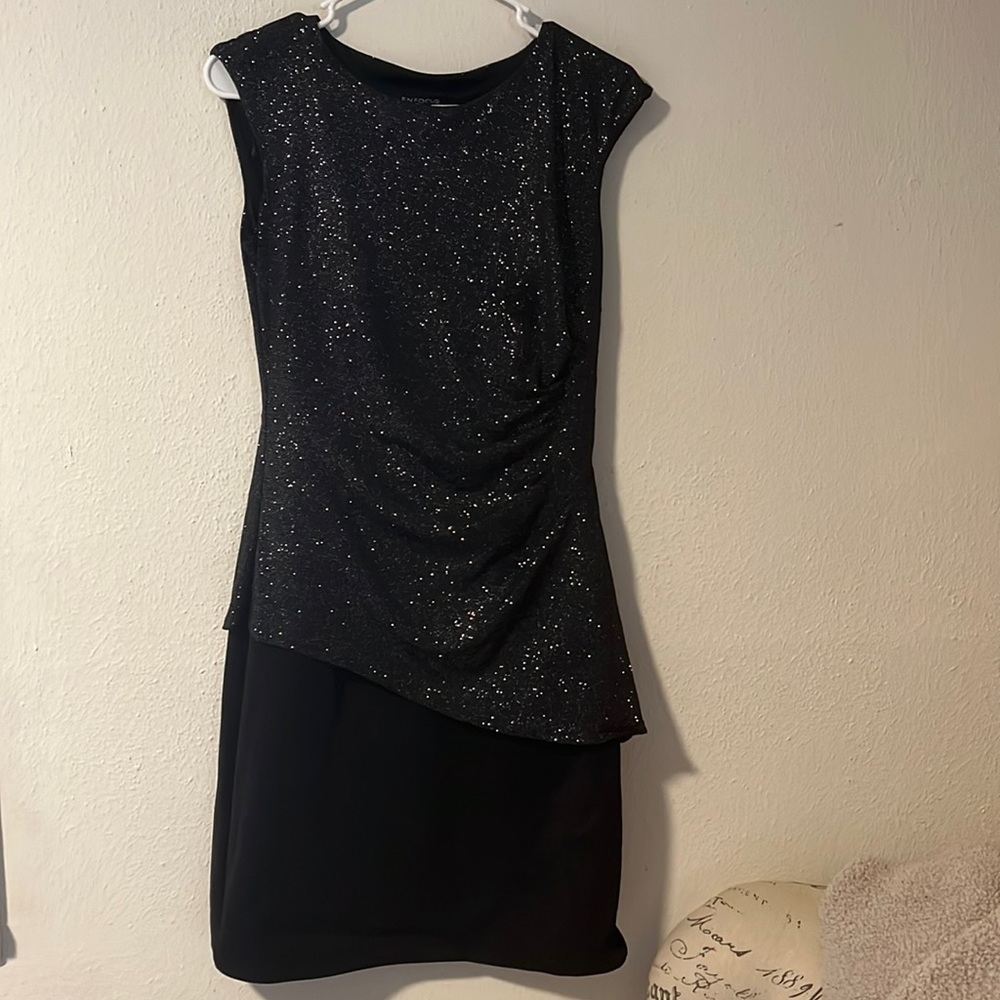 Enfocus studio, black sparkly dress